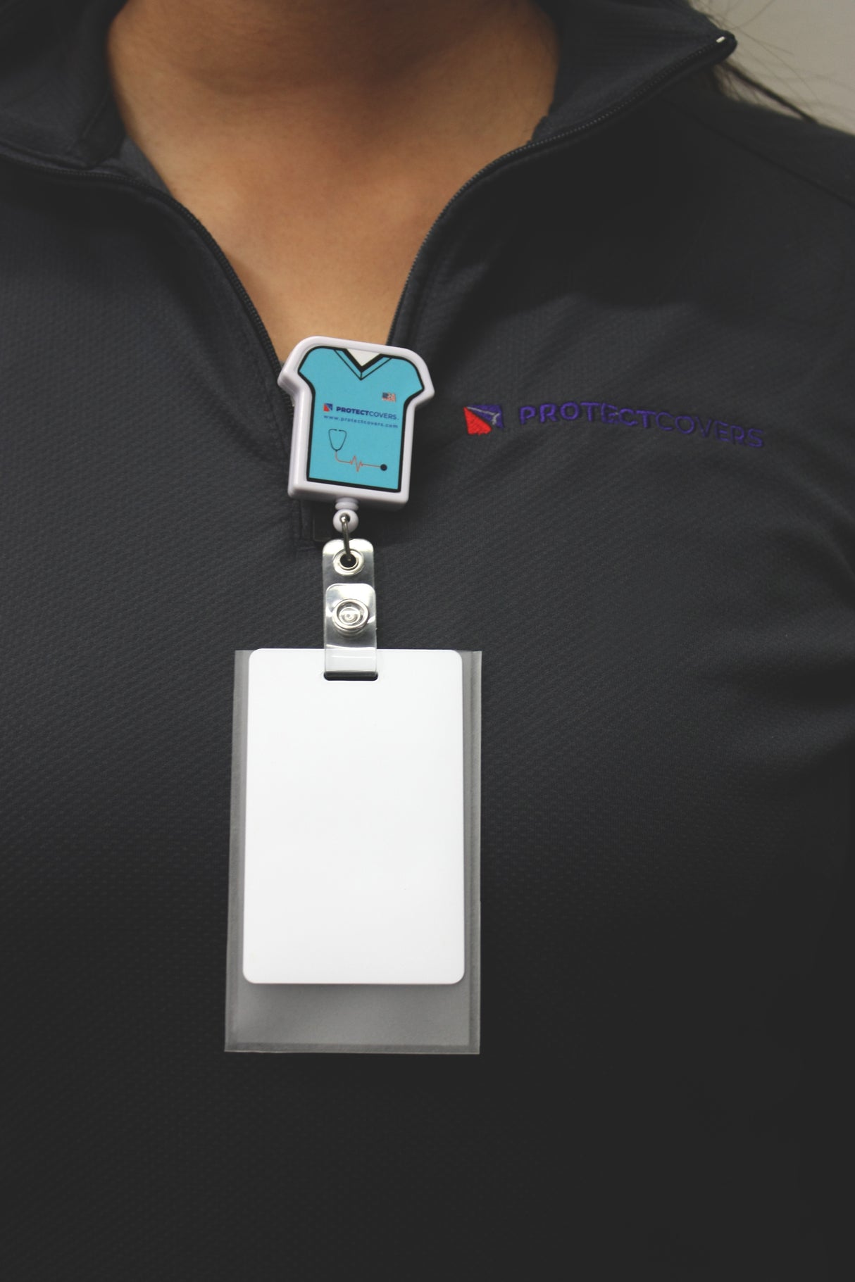 ID-CARD TRANSPARENT HOLDER/COVER/SKIN. CHEMICAL RESISTANT. MADE OF POLYURETHANE