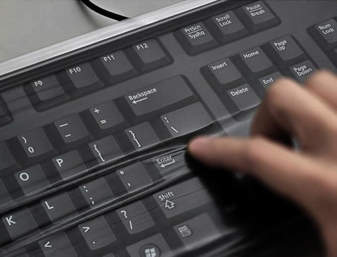 Universal Desktop Keyboard Cover Size M