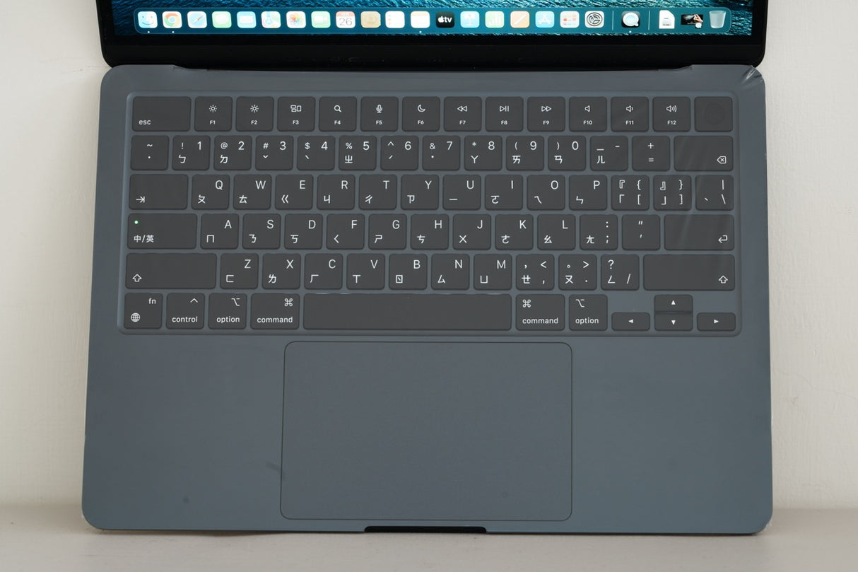 Universal Laptop Keyboard and Touchpad Cover MacBook Air M2, M3, M4 - with touch ID support